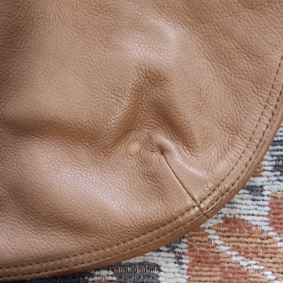 Madewell Saddle Leather Bag - Picture 4 of 5